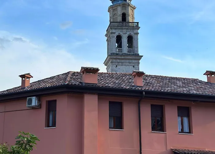 Semesterbostad Le Luise *